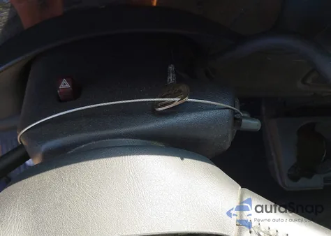 2000 Chevrolet Silverado 2500 Ls from USA, damaged, VIN 1GCGK29UXYE200408